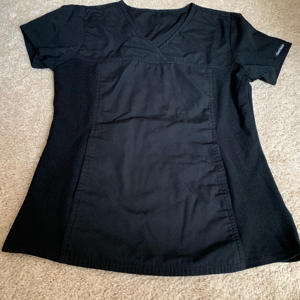 Cherokee scrub top